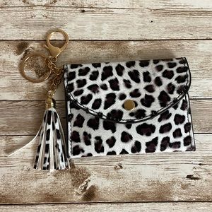Small Leopard Card Size Wristlet - NWOT